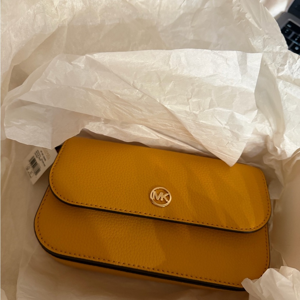 Michael Kors Crossbody